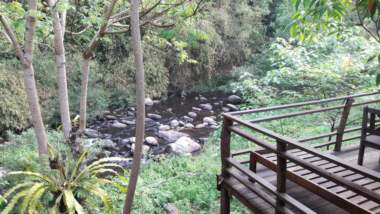 纳姆卡约拉霸度假村 Ban Kat  外观 照片